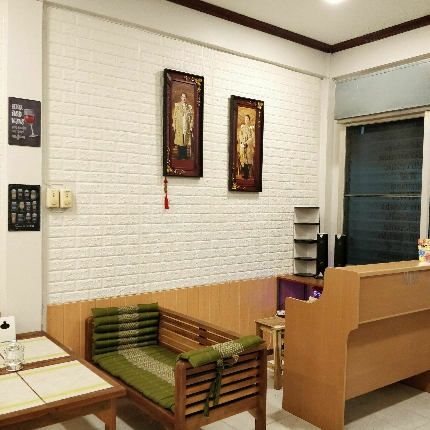 R-One 24/7 Hotel Bangkok Buitenkant foto